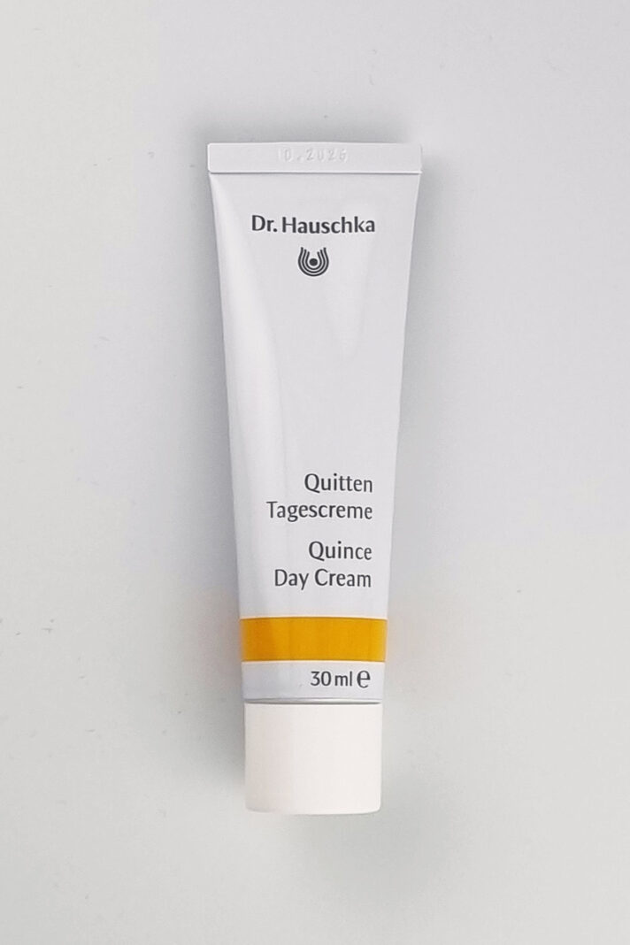 20241028_220704 Naturalny krem do twarzy z pigwy Dr. Hauschka