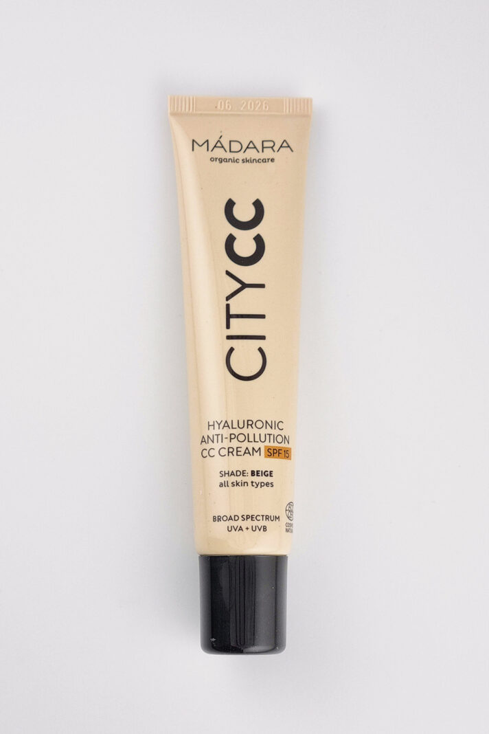 Madara City CC SPF 15 Krem CC z kwasem hialuronowym (kolor Beige)