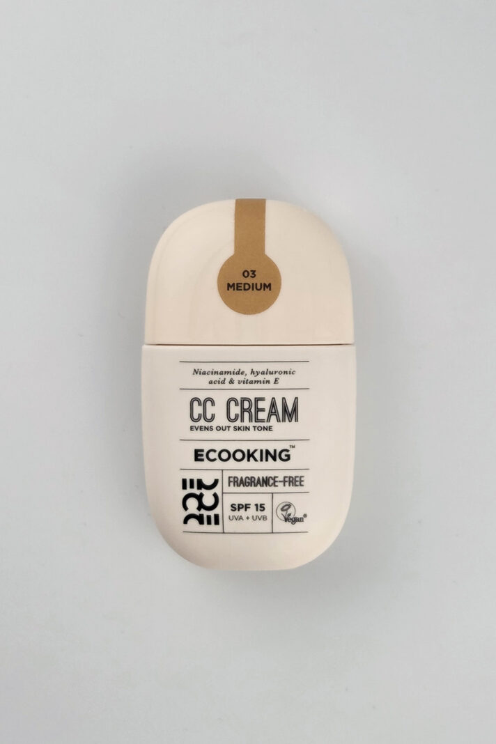 Naturalny krem do twarzy cc koloryzujący spf 15 odcień 03