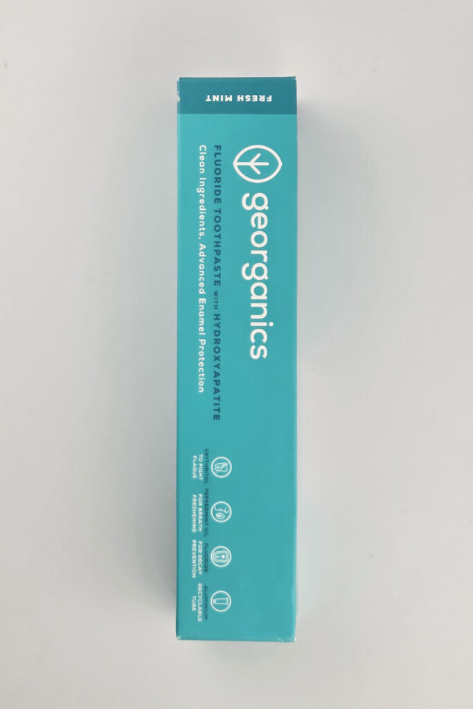 Naturalna pasta do zębów Georganics Fresh Mint z hydroksyapatytem i fluorem